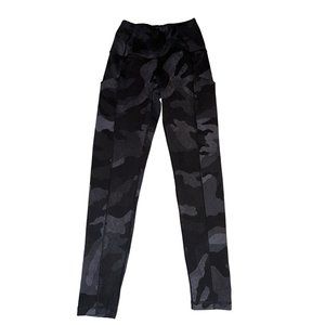 The North Face women's camo leggings size small